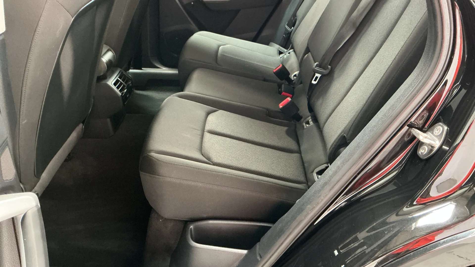 2021 AUDI Q3 2021 AUDI Q3