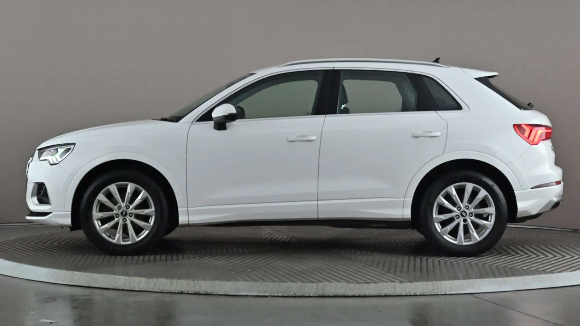 2021 AUDI Q3 2021 AUDI Q3