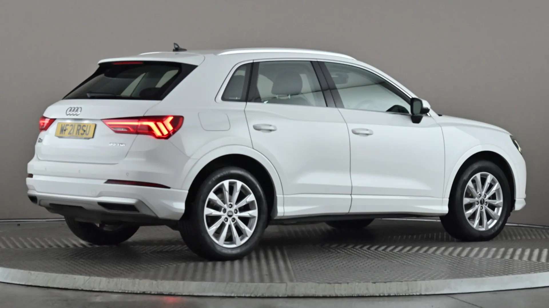 2021 AUDI Q3 2021 AUDI Q3