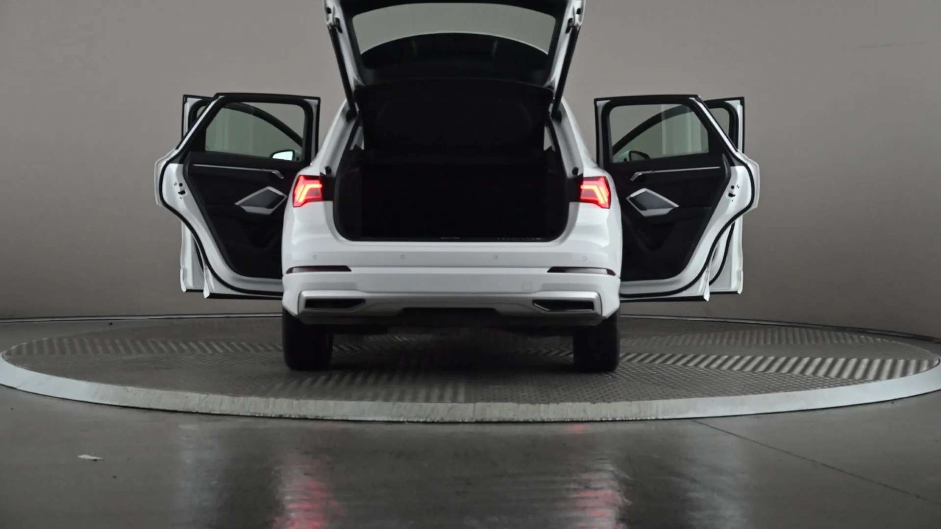 2021 AUDI Q3 2021 AUDI Q3