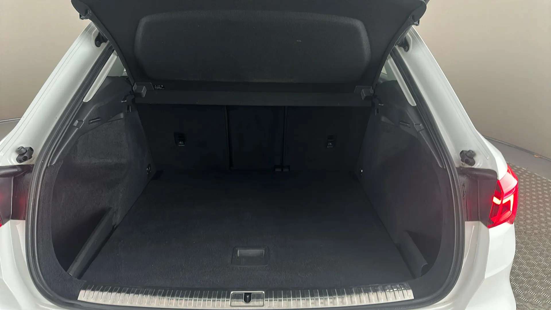 2021 AUDI Q3 2021 AUDI Q3