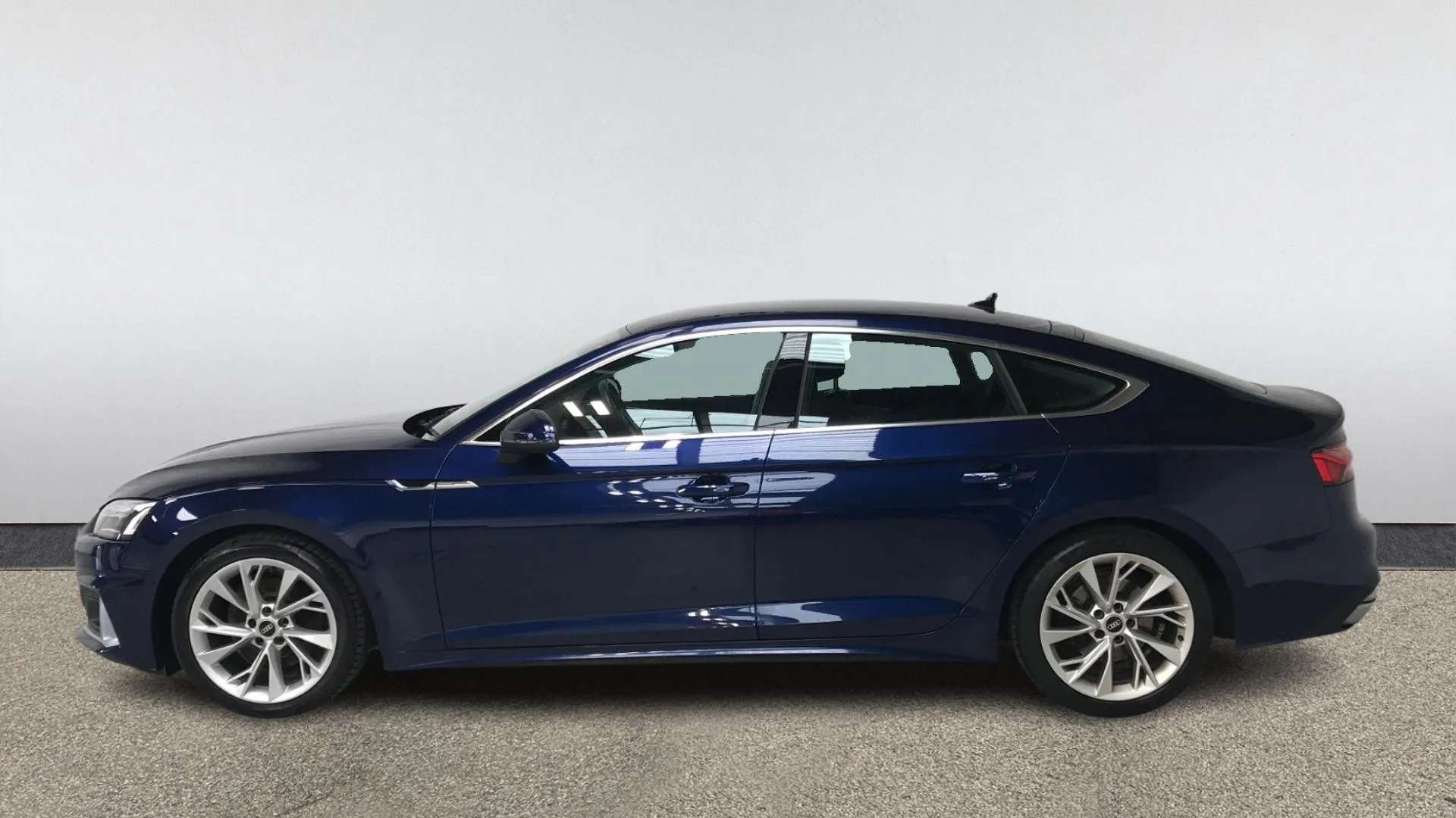 A 2021 AUDI A5 35 TDI Sport S Tronic A 2021 AUDI A5 35 TDI Sport S Tronic