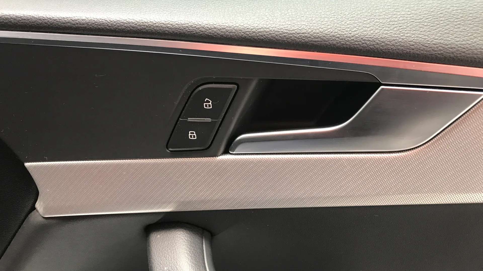 2021 AUDI A5 2021 AUDI A5