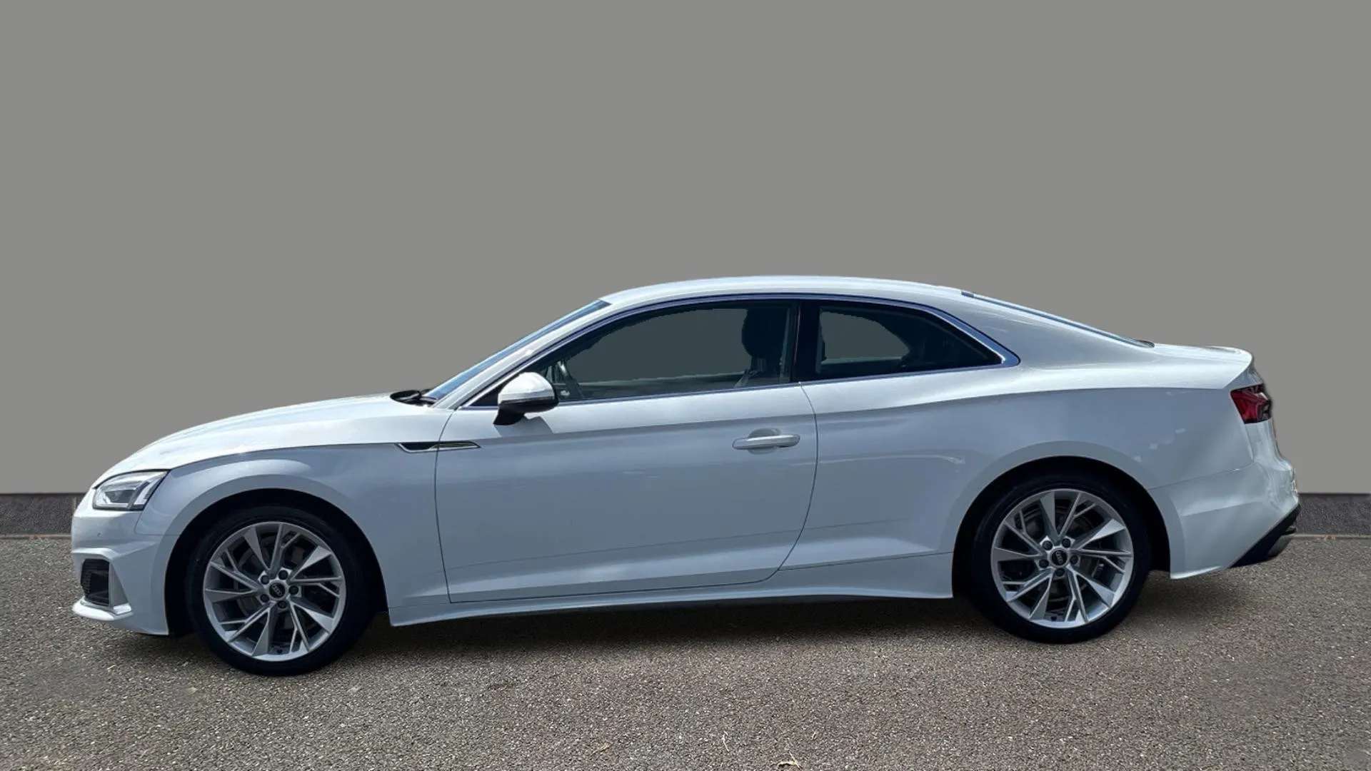 A 2022 AUDI A5 35 TFSI Sport S Tronic A 2022 AUDI A5 35 TFSI Sport S Tronic