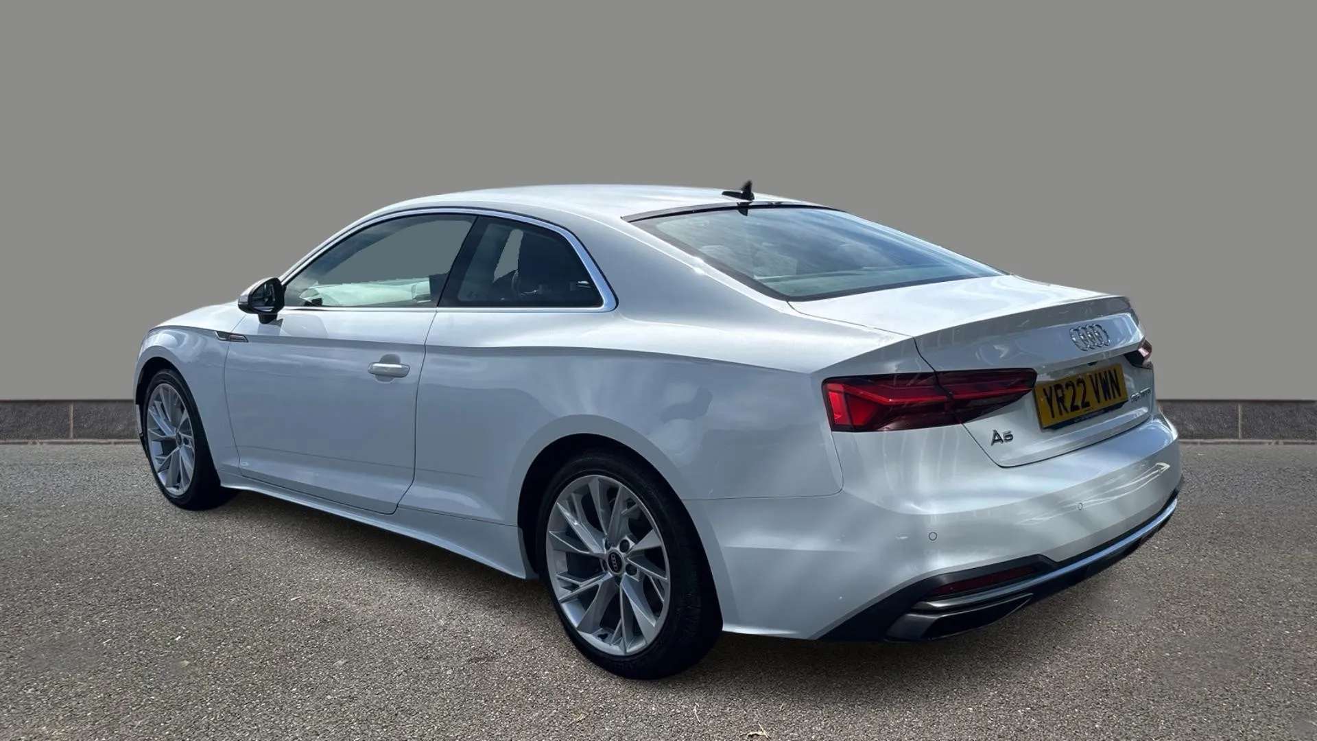 A 2022 AUDI A5 35 TFSI Sport S Tronic A 2022 AUDI A5 35 TFSI Sport S Tronic