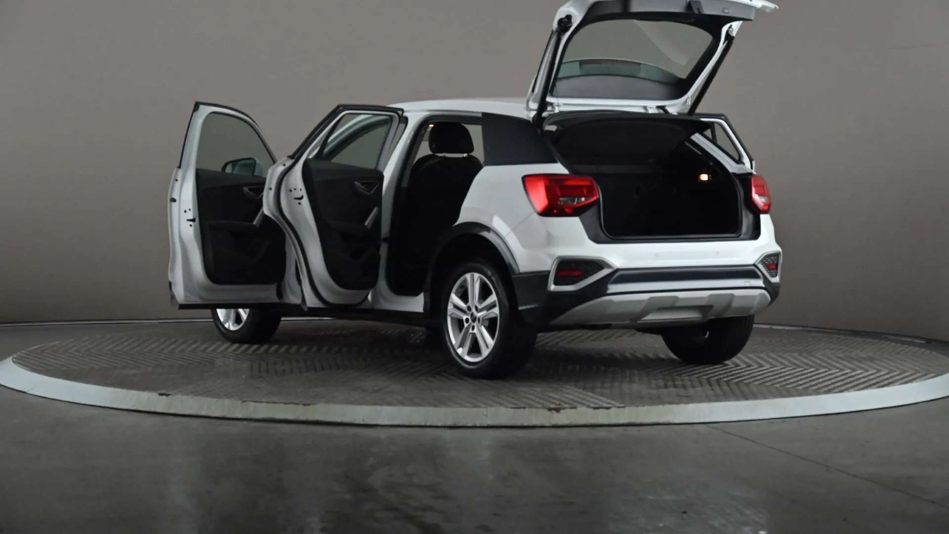 2023 AUDI Q2 2023 AUDI Q2
