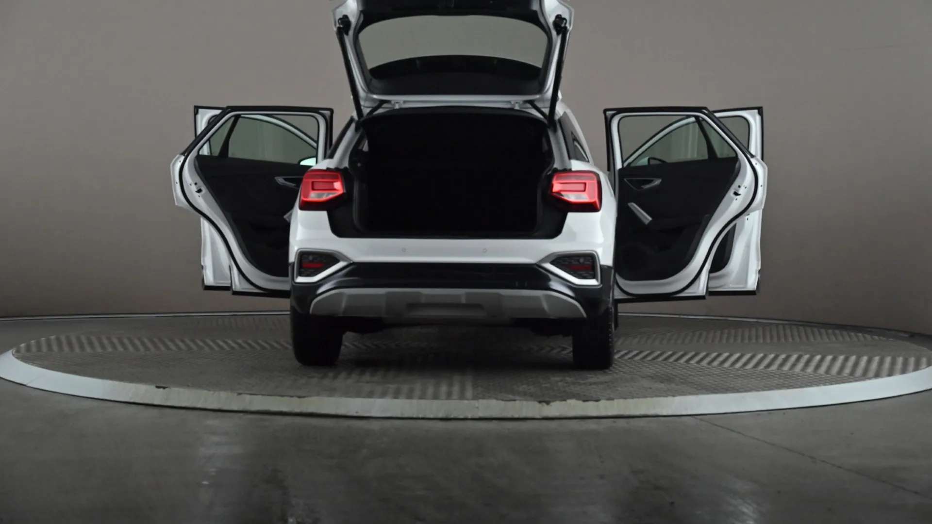 2023 AUDI Q2 2023 AUDI Q2