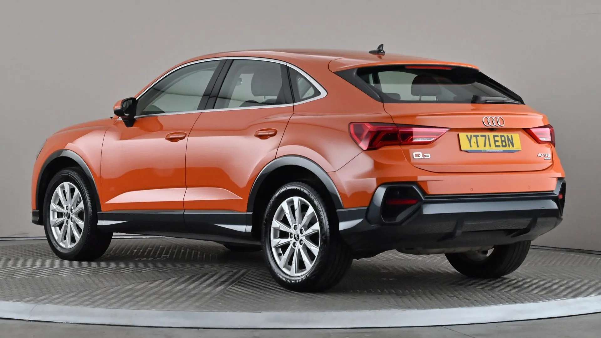 A 2021 AUDI Q3 40 TFSI Quattro Sport S Tronic A 2021 AUDI Q3 40 TFSI Quattro Sport S Tronic
