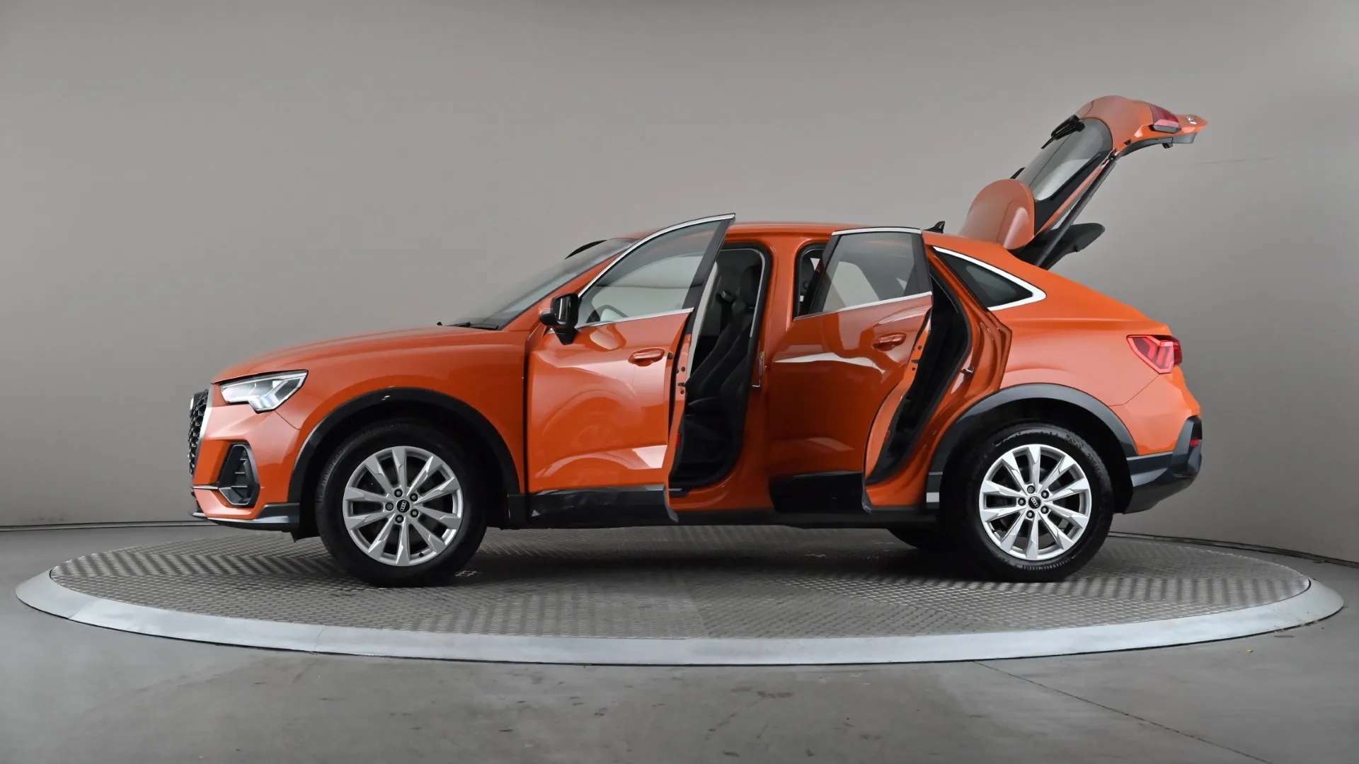 2021 AUDI Q3 2021 AUDI Q3