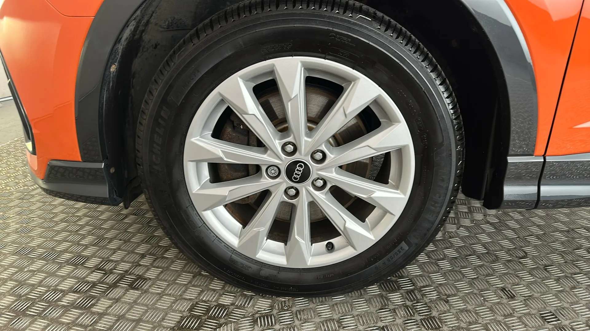 2021 AUDI Q3 2021 AUDI Q3