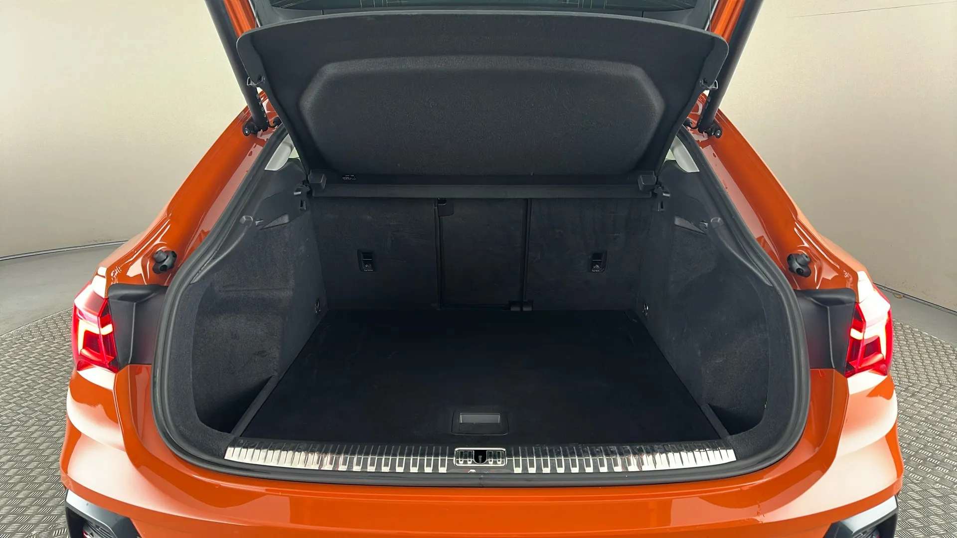 2021 AUDI Q3 2021 AUDI Q3