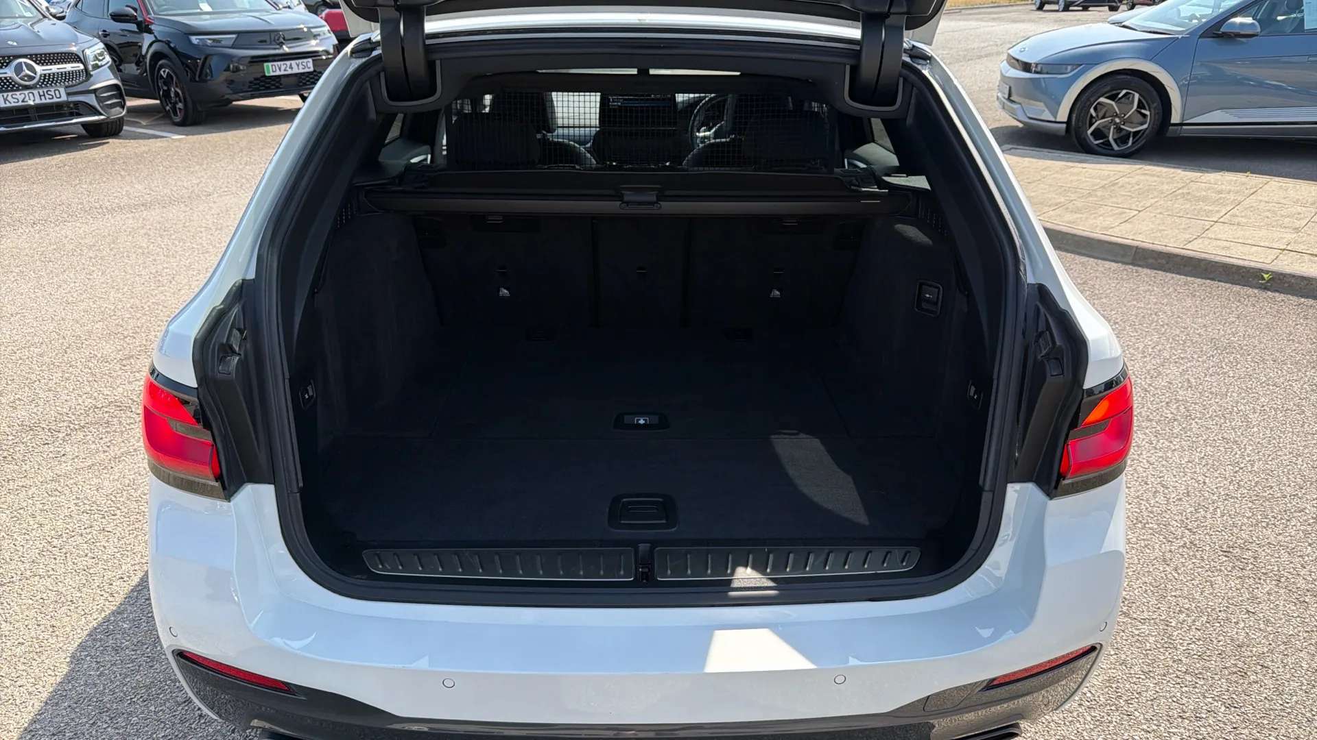 2022 BMW 5 SERIES 2022 BMW 5 SERIES