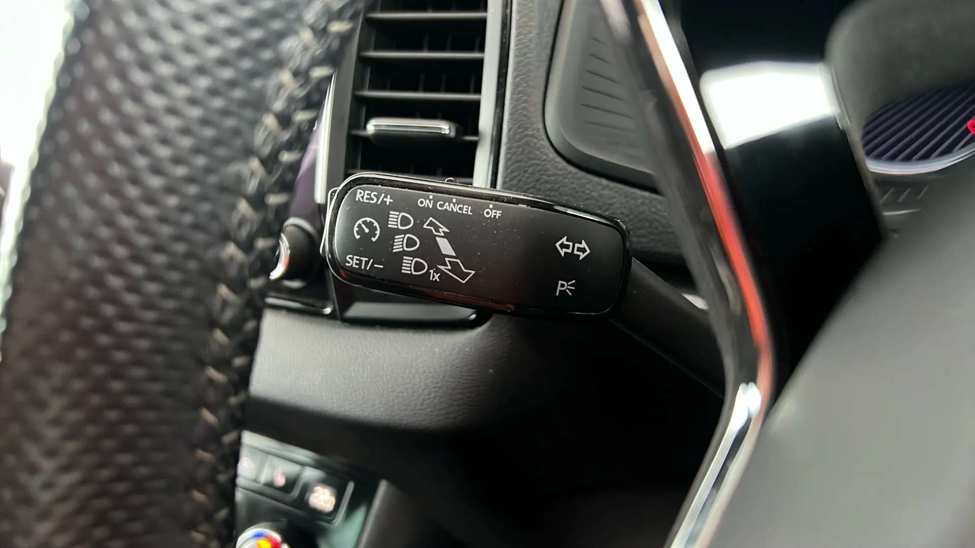2022 SKODA KAROQ 2022 SKODA KAROQ