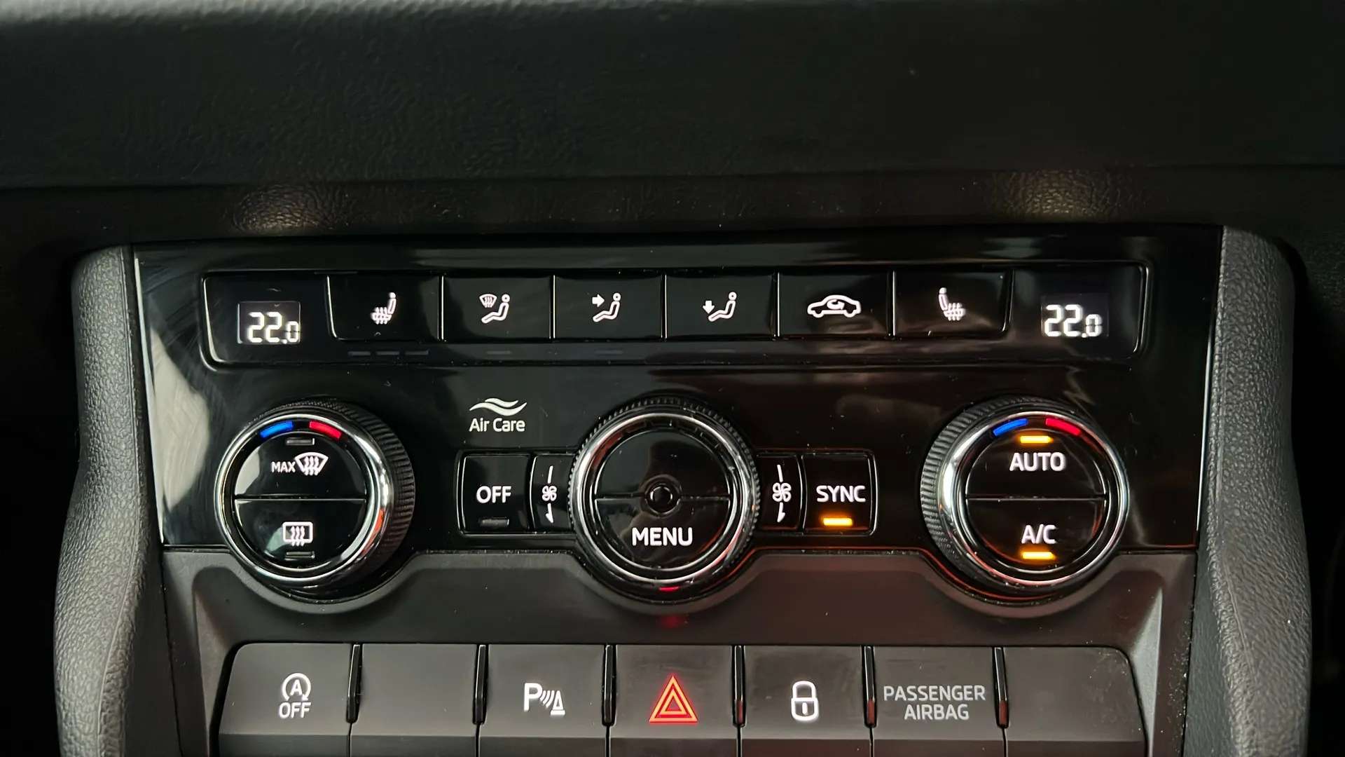 2022 SKODA KAROQ 2022 SKODA KAROQ