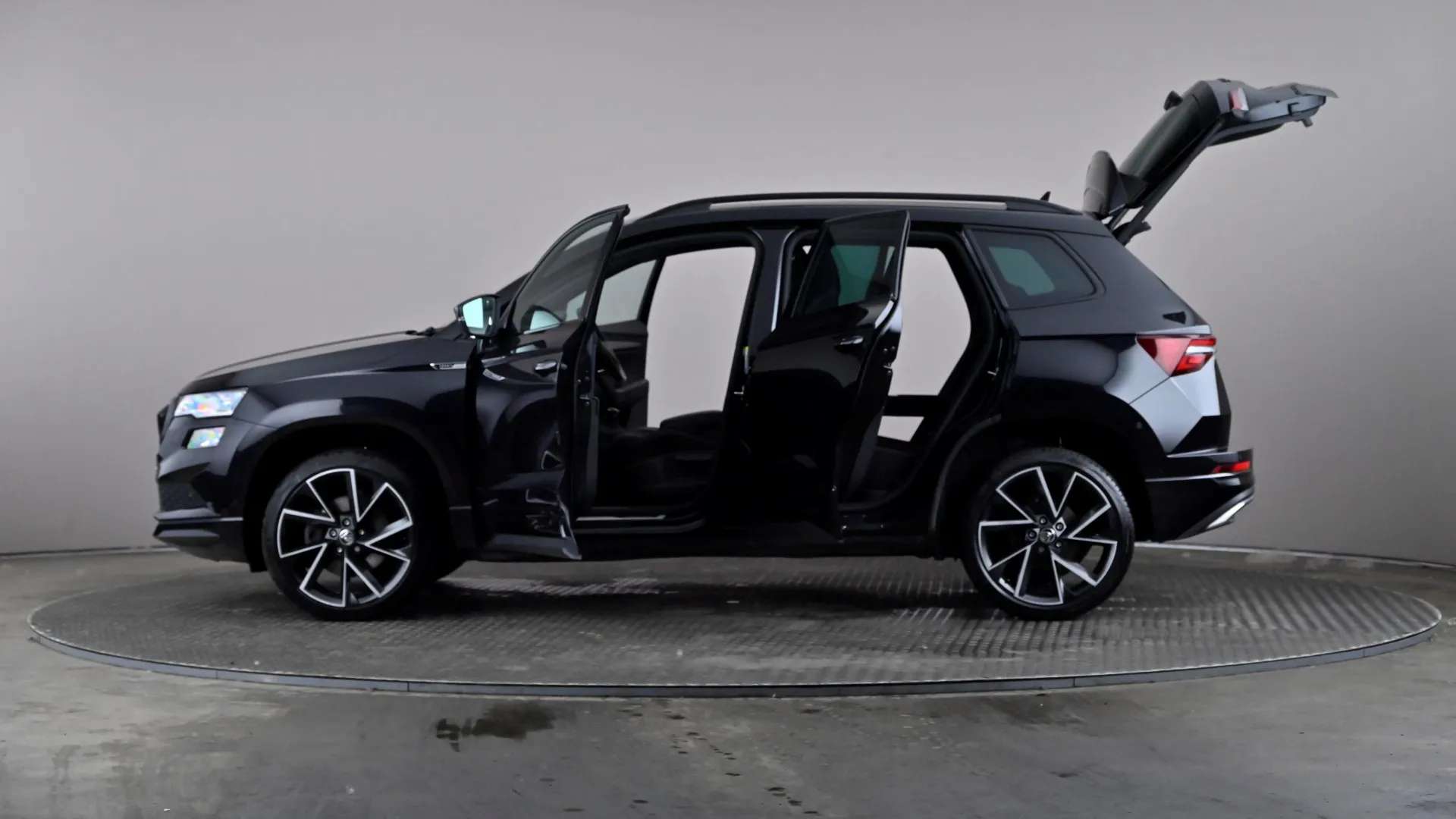 2023 SKODA KAROQ 2023 SKODA KAROQ