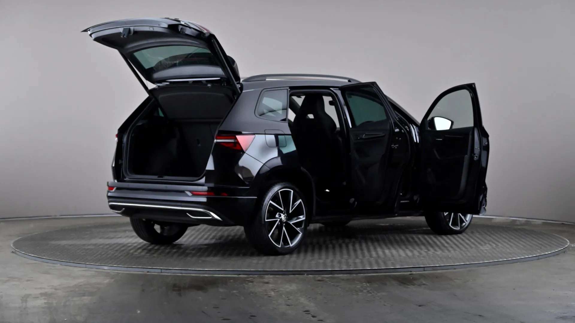 2023 SKODA KAROQ 2023 SKODA KAROQ