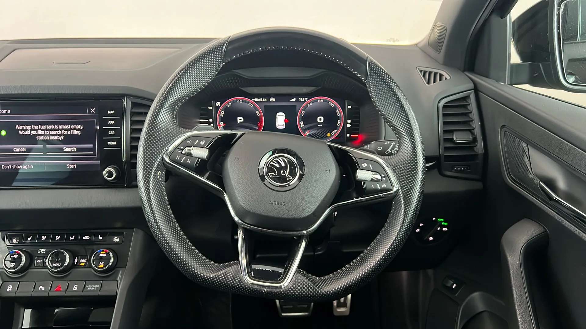 2023 SKODA KAROQ 2023 SKODA KAROQ