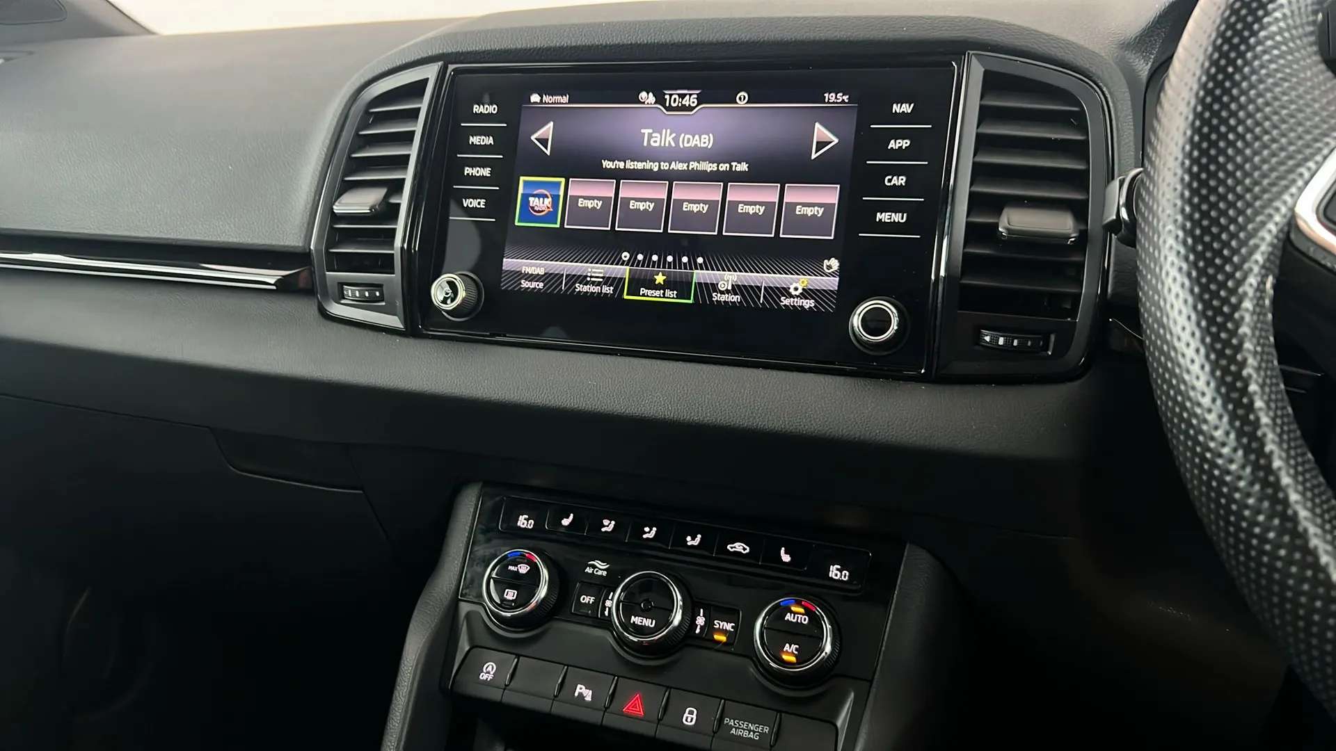 2023 SKODA KAROQ 2023 SKODA KAROQ