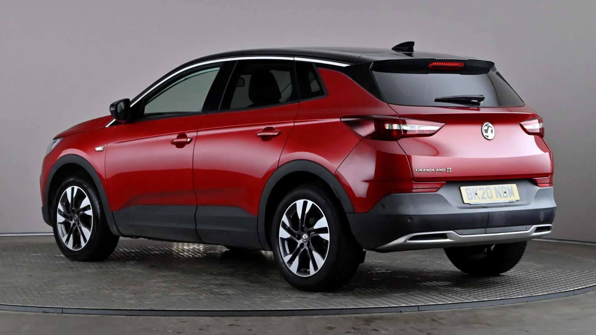 A 2020 VAUXHALL GRANDLAND X 1.2 Turbo SRi Nav Auto A 2020 VAUXHALL GRANDLAND X 1.2 Turbo SRi Nav Auto