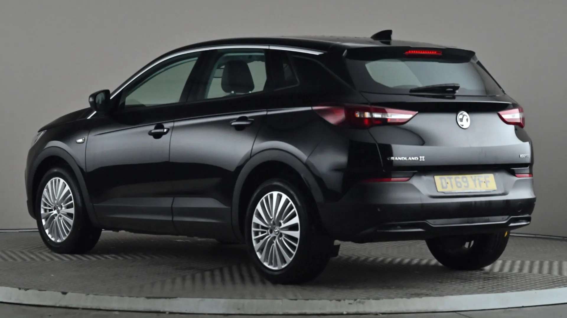 A 2020 VAUXHALL GRANDLAND X 1.2 Turbo Business Edition Nav A 2020 VAUXHALL GRANDLAND X 1.2 Turbo Business Edition Nav