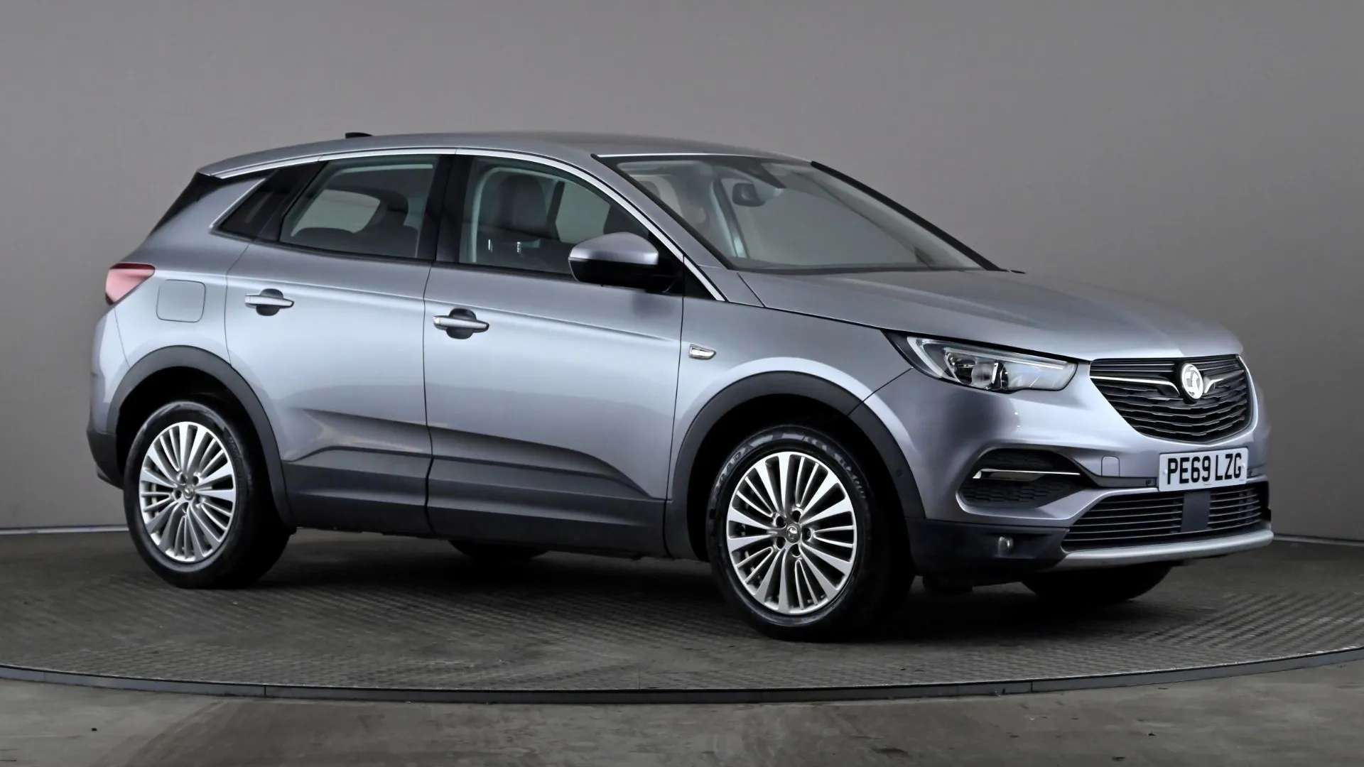 A 2019 VAUXHALL GRANDLAND X 1.5 Turbo D Business Edition Nav A 2019 VAUXHALL GRANDLAND X 1.5 Turbo D Business Edition Nav