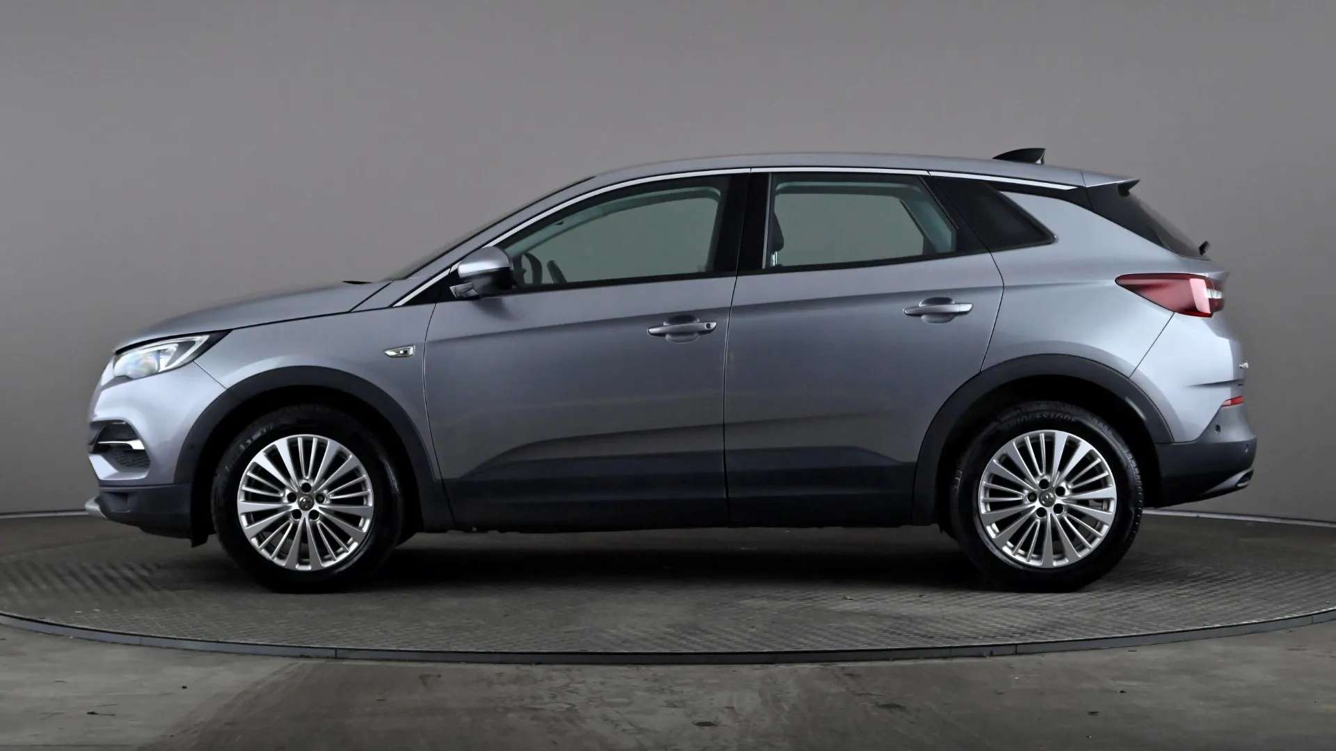 A 2019 VAUXHALL GRANDLAND X 1.5 Turbo D Business Edition Nav A 2019 VAUXHALL GRANDLAND X 1.5 Turbo D Business Edition Nav