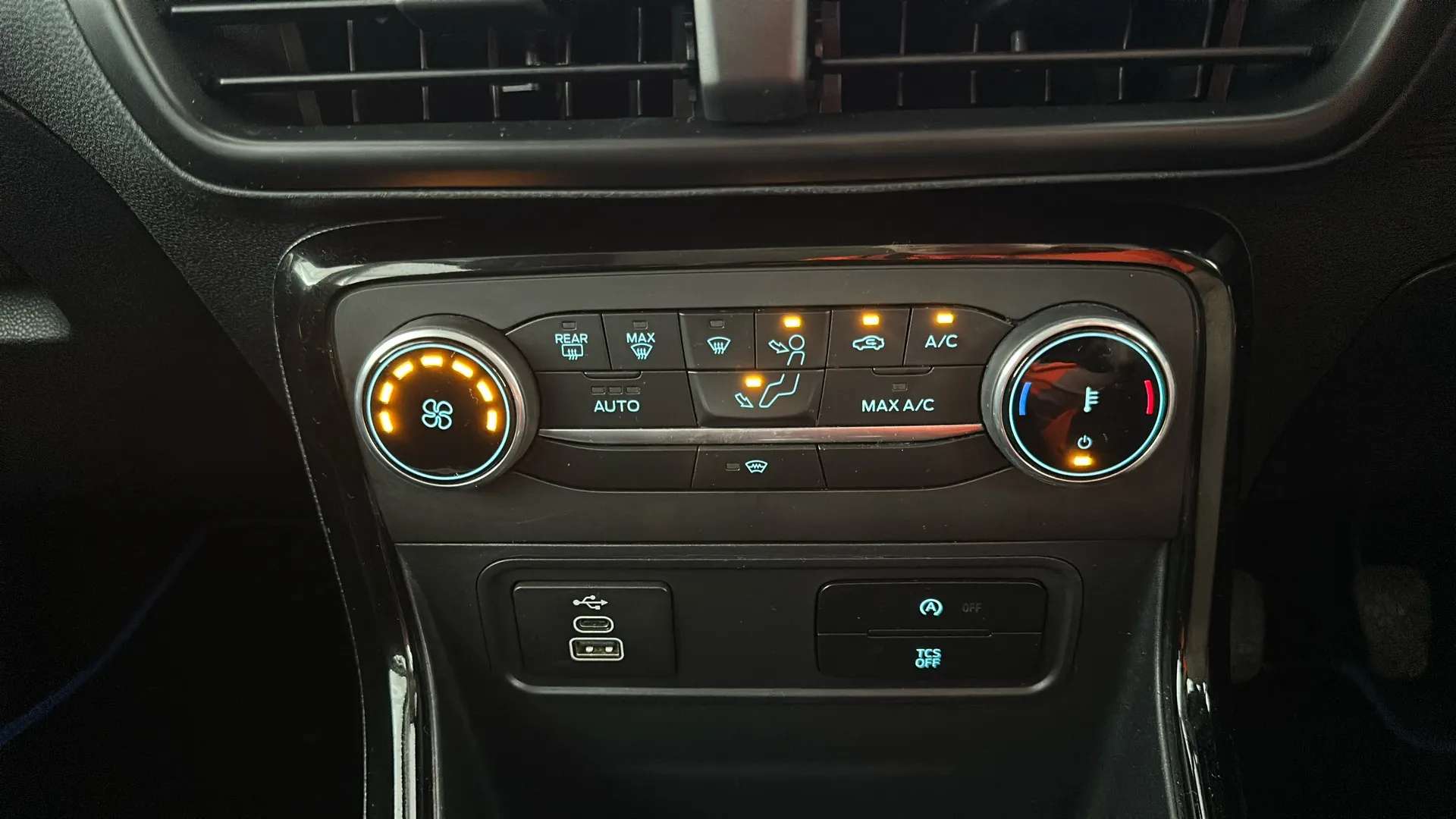 2022 FORD ECOSPORT 2022 FORD ECOSPORT