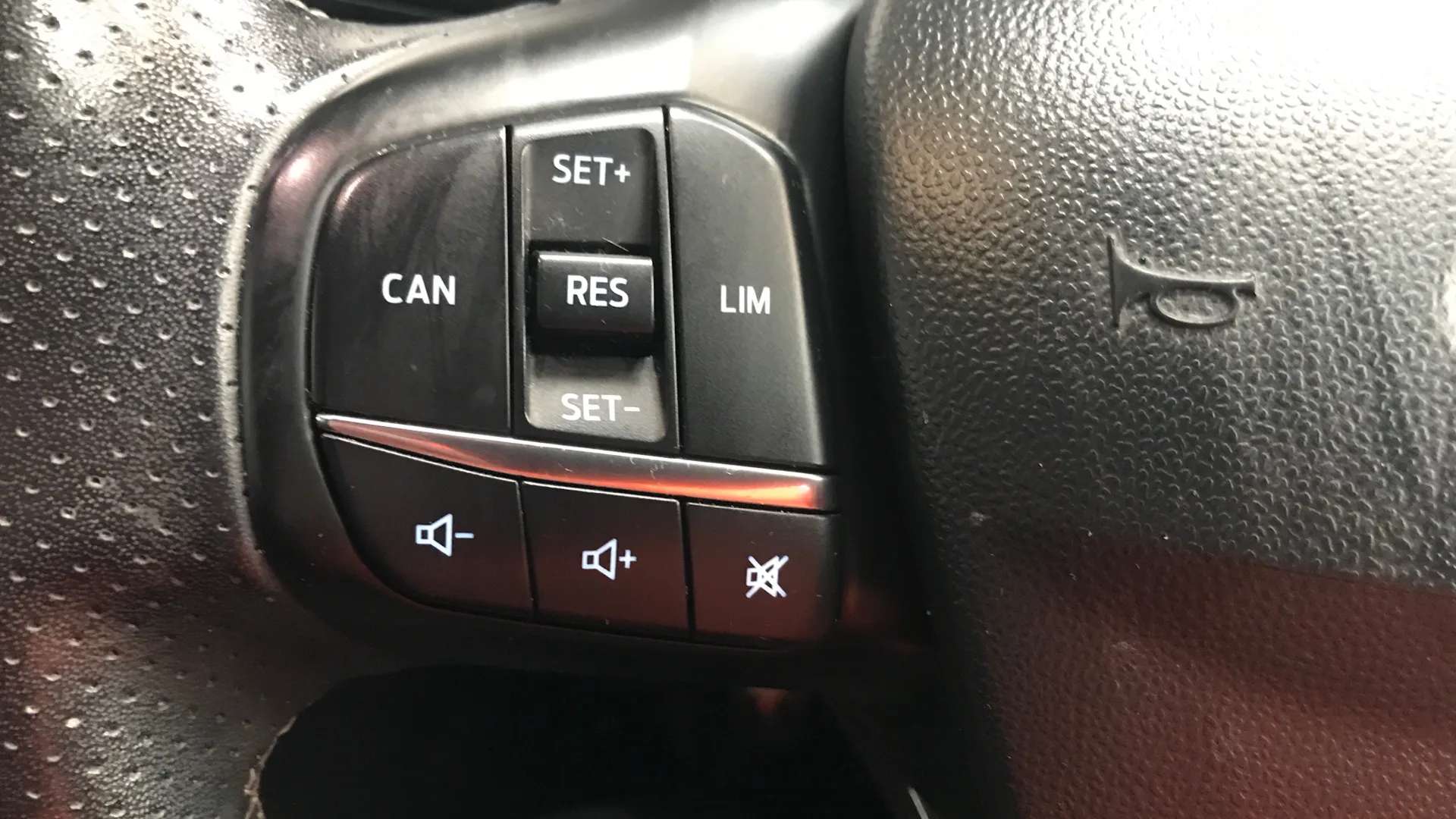 2018 FORD FIESTA 2018 FORD FIESTA