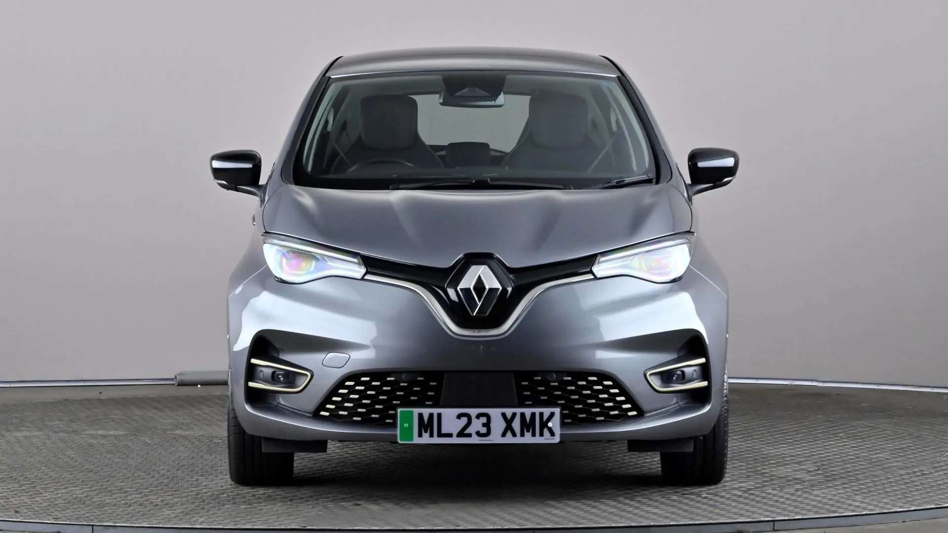 A 2023 RENAULT ZOE 100kW Iconic R135 50kWh Boost Charge Auto A 2023 RENAULT ZOE 100kW Iconic R135 50kWh Boost Charge Auto