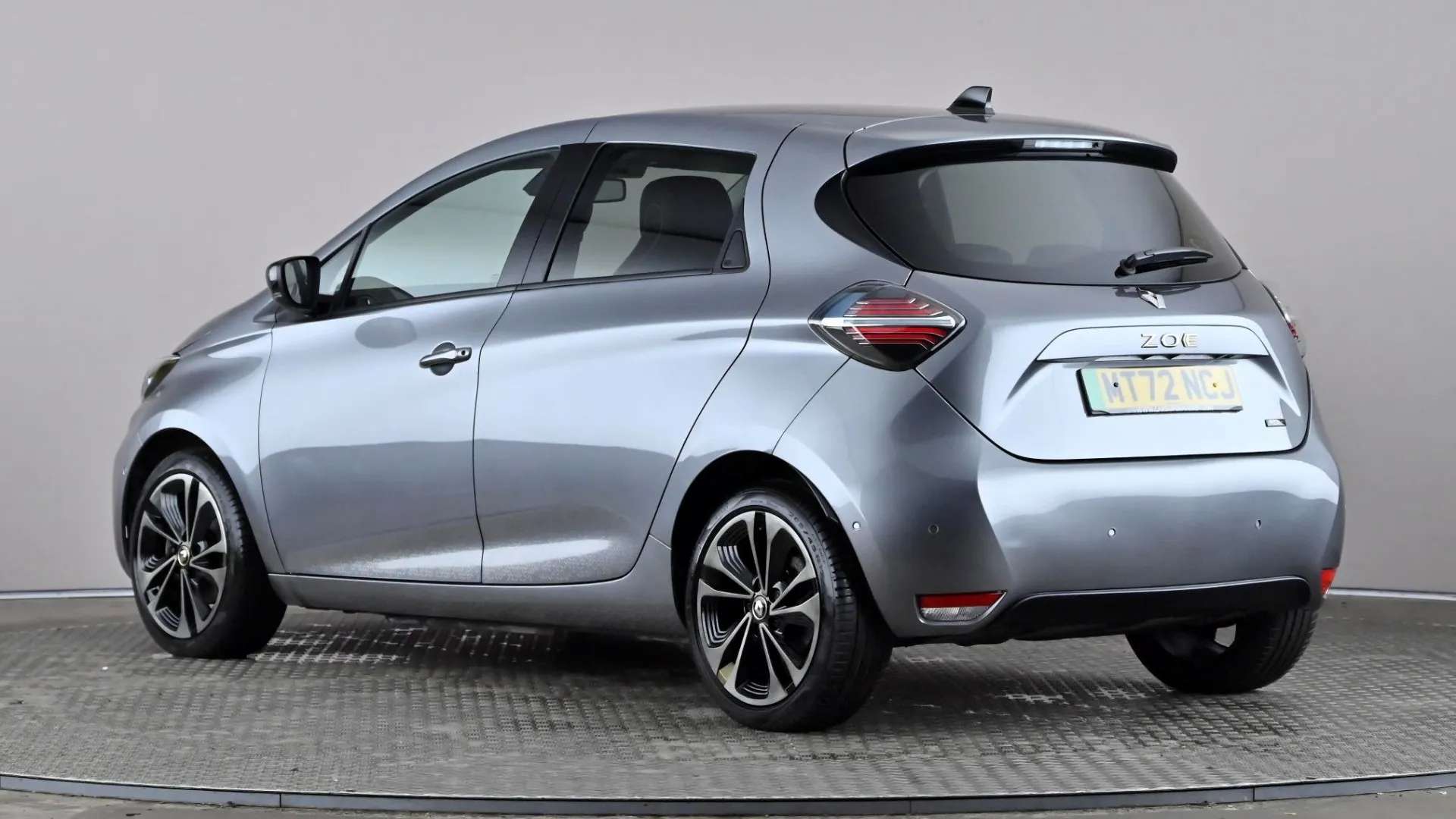 A 2023 RENAULT ZOE 100kW Iconic R135 50kWh Boost Charge Auto A 2023 RENAULT ZOE 100kW Iconic R135 50kWh Boost Charge Auto