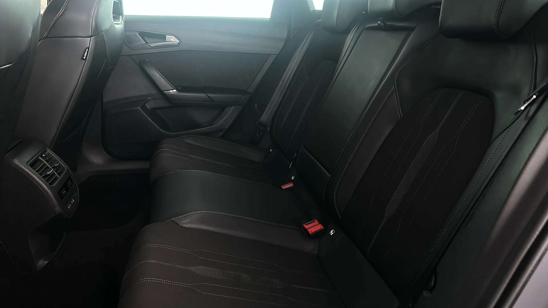 2020 SEAT CUPRA LEON 2020 SEAT CUPRA LEON