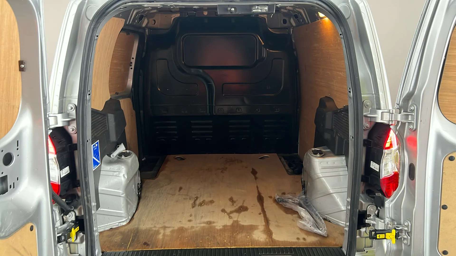 2023 FORD TRANSIT COURIER 2023 FORD TRANSIT COURIER