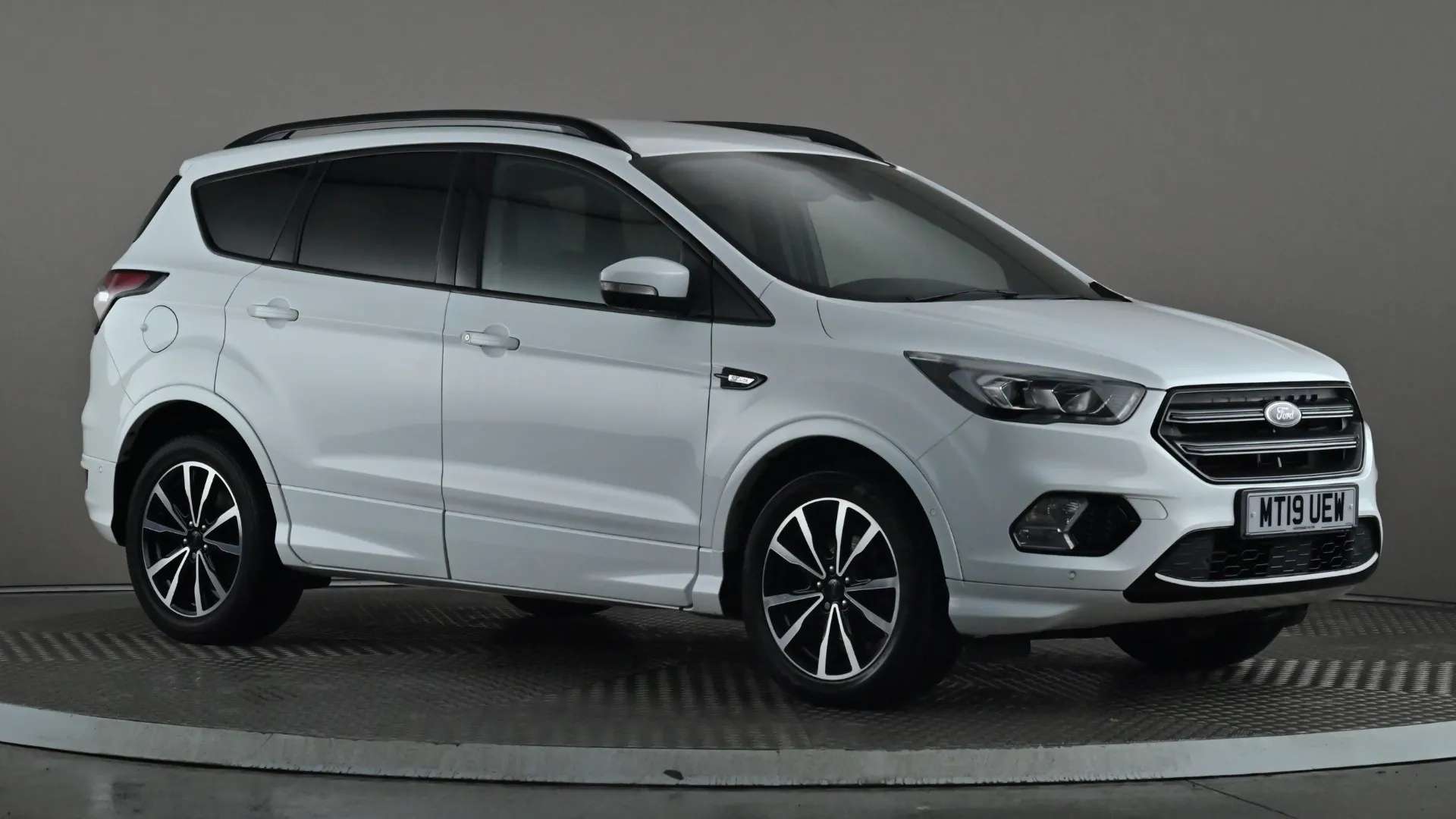 A 2019 FORD KUGA 1.5 TDCi ST-Line 2WD A 2019 FORD KUGA 1.5 TDCi ST-Line 2WD