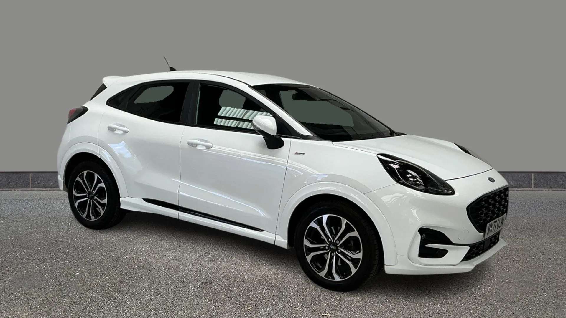 A 2021 FORD PUMA 1.0 EcoBoost Hybrid mHEV ST-Line Design A 2021 FORD PUMA 1.0 EcoBoost Hybrid mHEV ST-Line Design