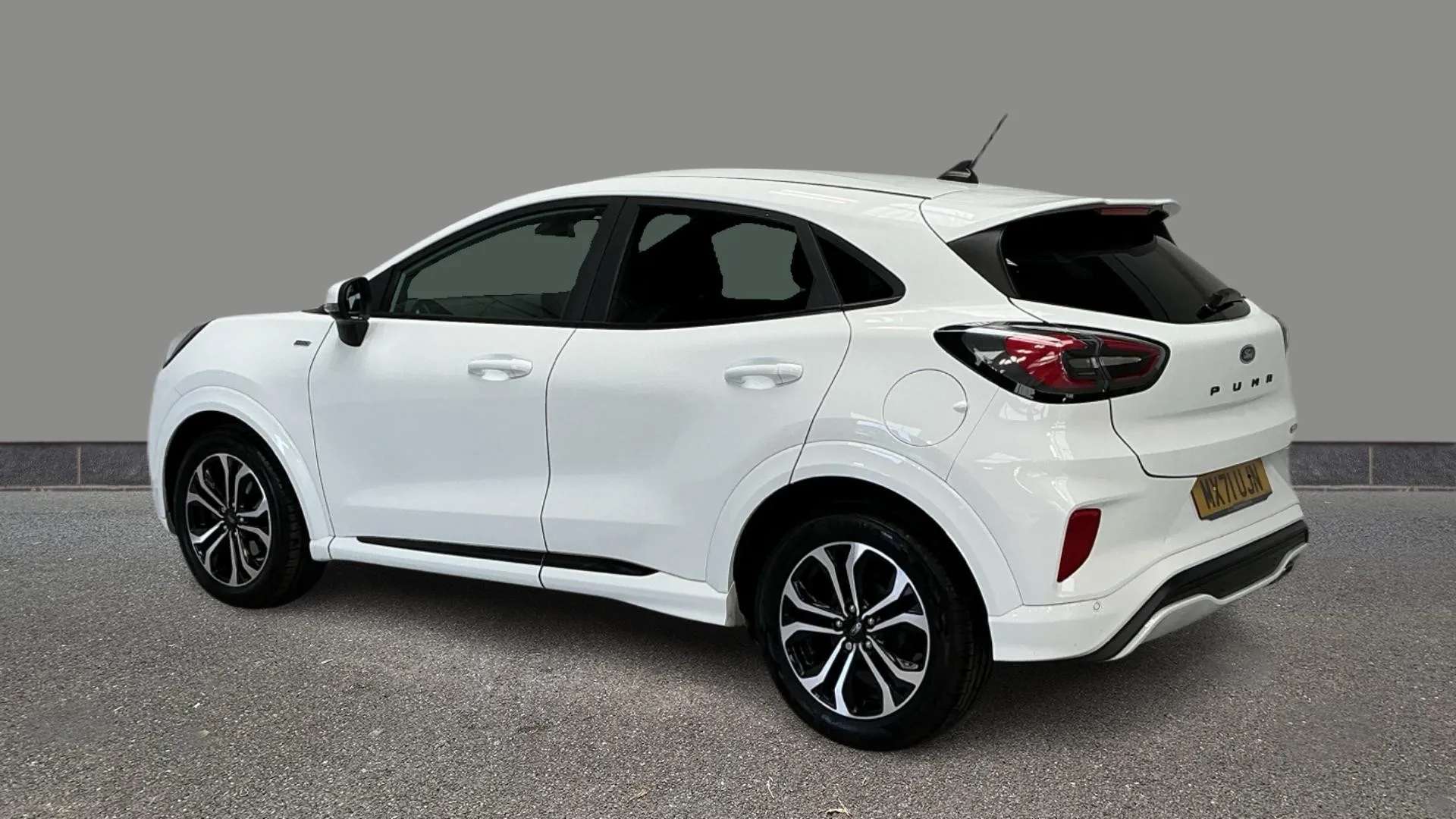 A 2021 FORD PUMA 1.0 EcoBoost Hybrid mHEV ST-Line Design A 2021 FORD PUMA 1.0 EcoBoost Hybrid mHEV ST-Line Design