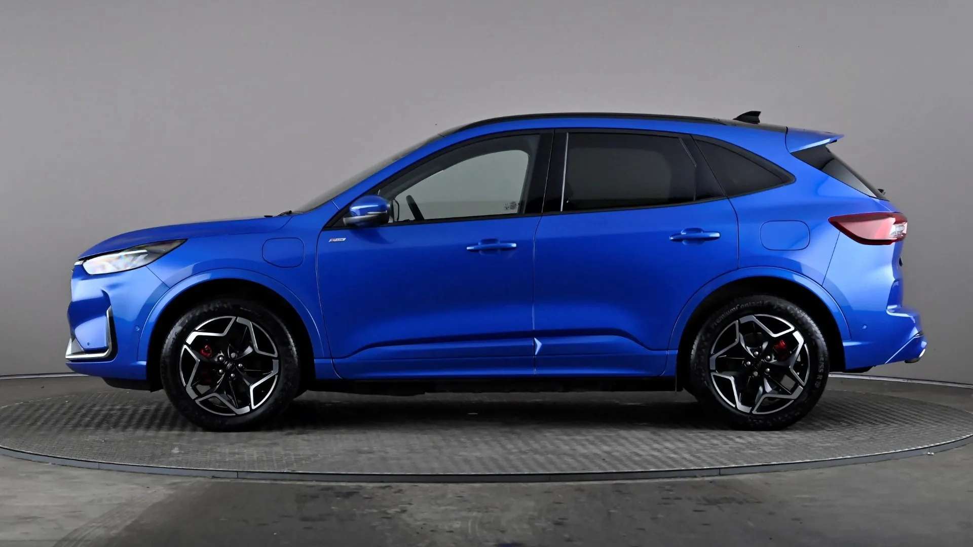 A 2024 FORD KUGA 2.5 PHEV ST-Line X CVT A 2024 FORD KUGA 2.5 PHEV ST-Line X CVT