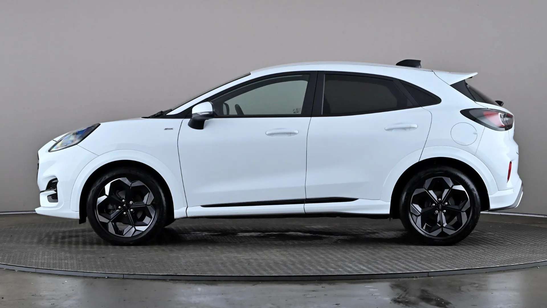 A 2024 FORD PUMA 1.0 EcoBoost Hybrid mHEV ST-Line X DCT A 2024 FORD PUMA 1.0 EcoBoost Hybrid mHEV ST-Line X DCT