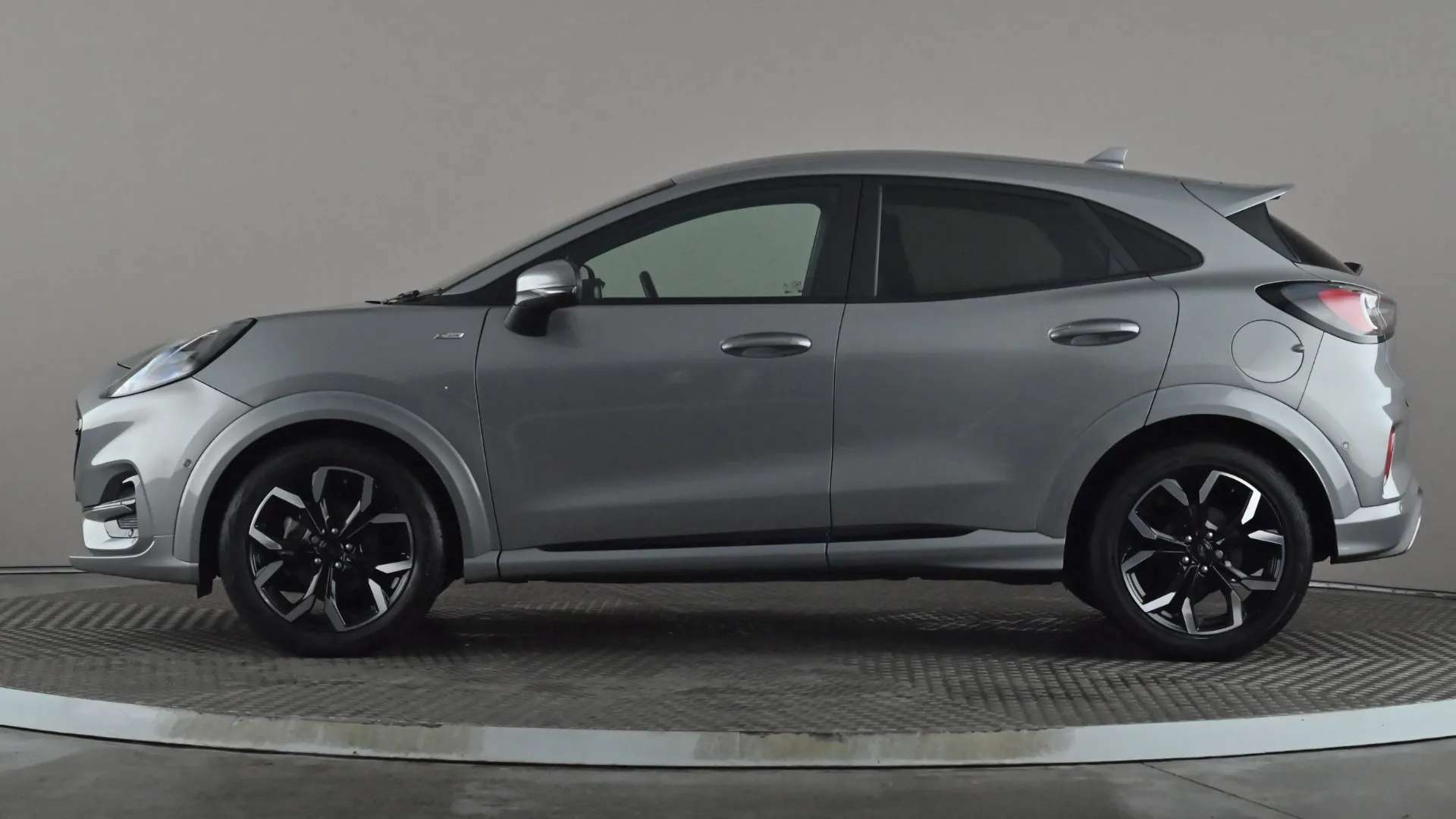 A 2023 FORD PUMA 1.0 EcoBoost Hybrid mHEV ST-Line X DCT A 2023 FORD PUMA 1.0 EcoBoost Hybrid mHEV ST-Line X DCT