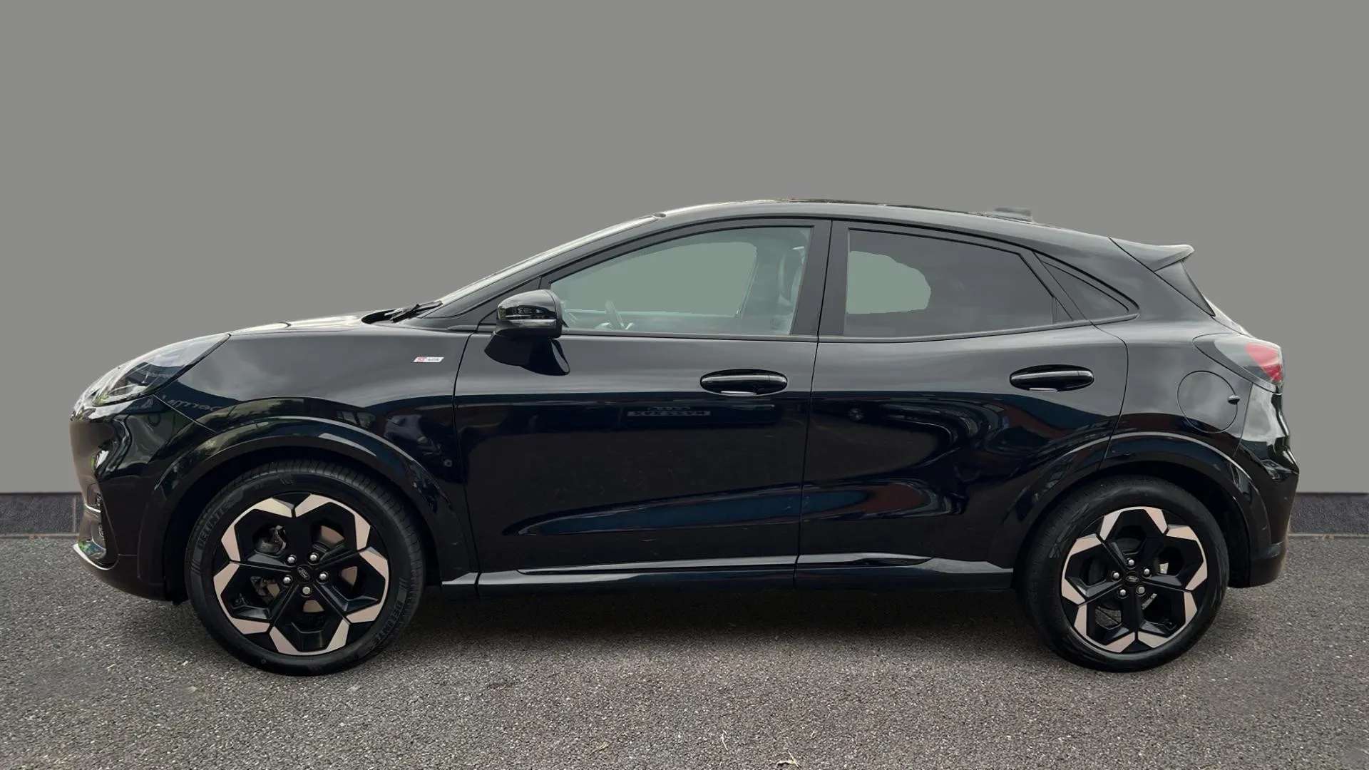 A 2024 FORD PUMA 1.0 EcoBoost Hybrid mHEV 155 ST-Line X DCT A 2024 FORD PUMA 1.0 EcoBoost Hybrid mHEV 155 ST-Line X DCT