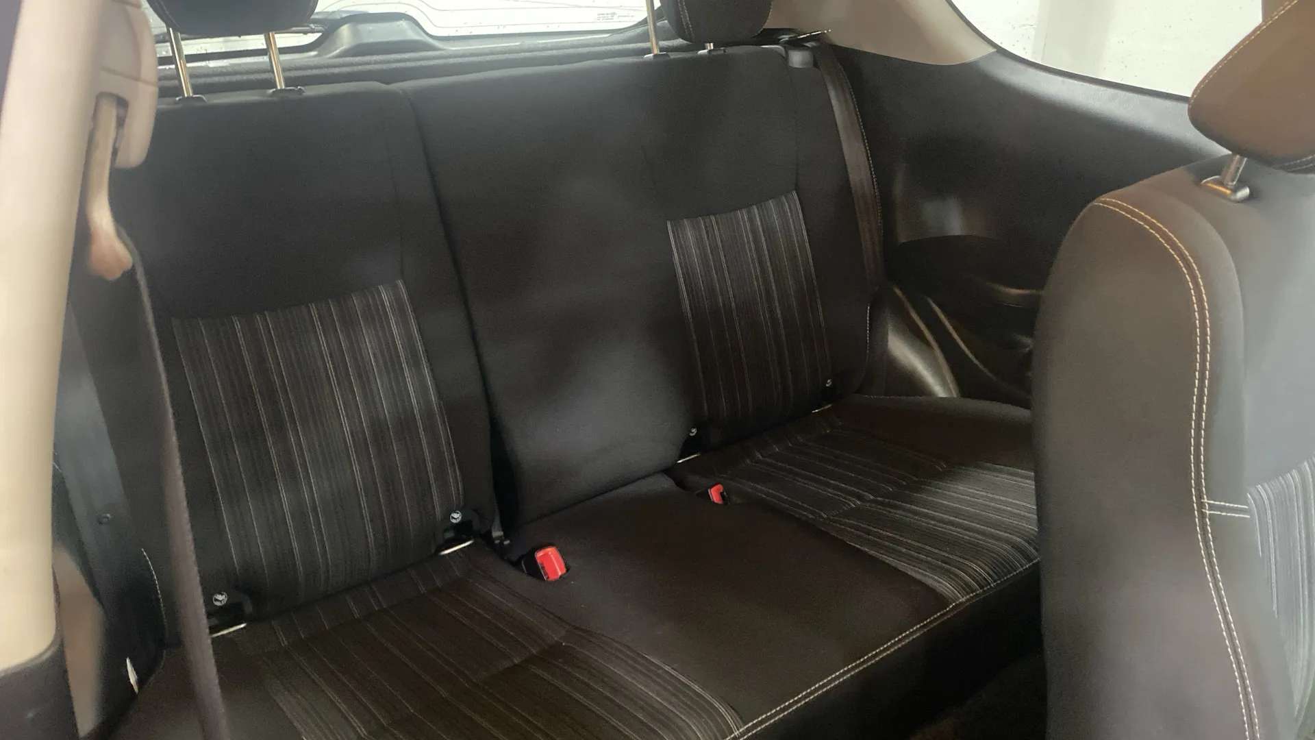 2017 SUZUKI SWIFT 2017 SUZUKI SWIFT