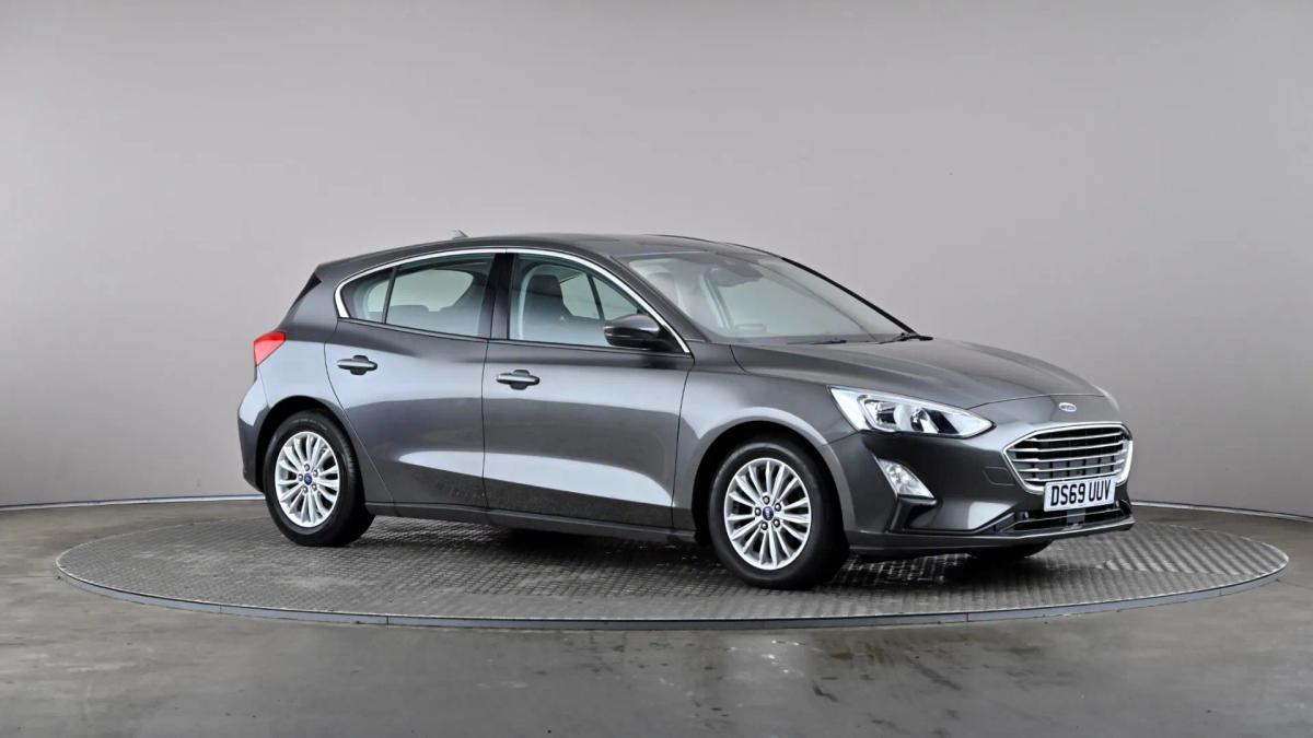 Check out this Ford Focus 2019 Petrol Manual