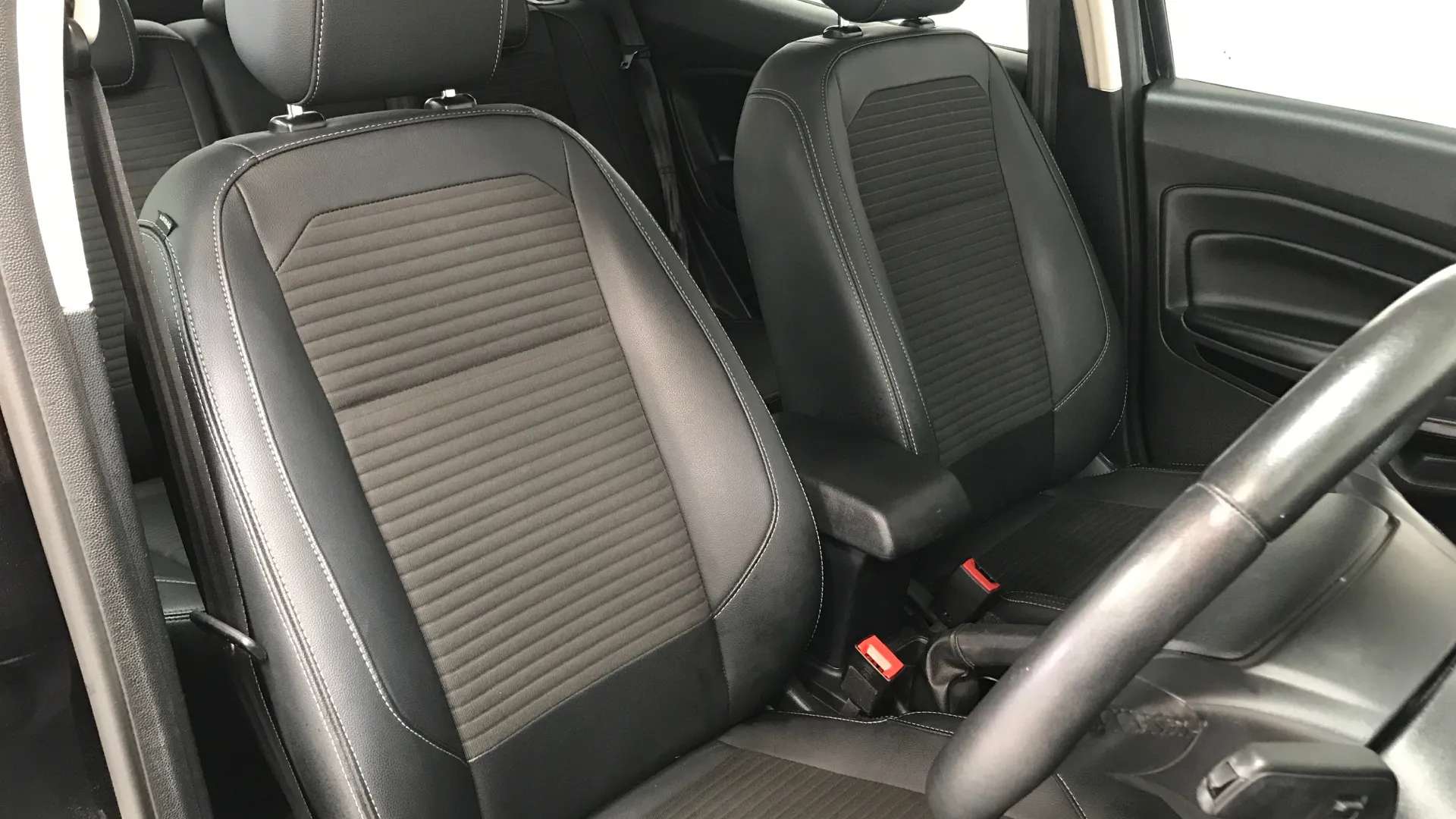 2023 FORD ECOSPORT 2023 FORD ECOSPORT