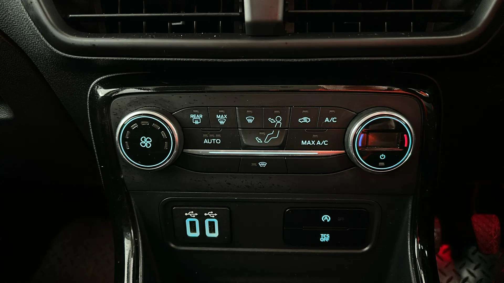 2020 FORD ECOSPORT 2020 FORD ECOSPORT