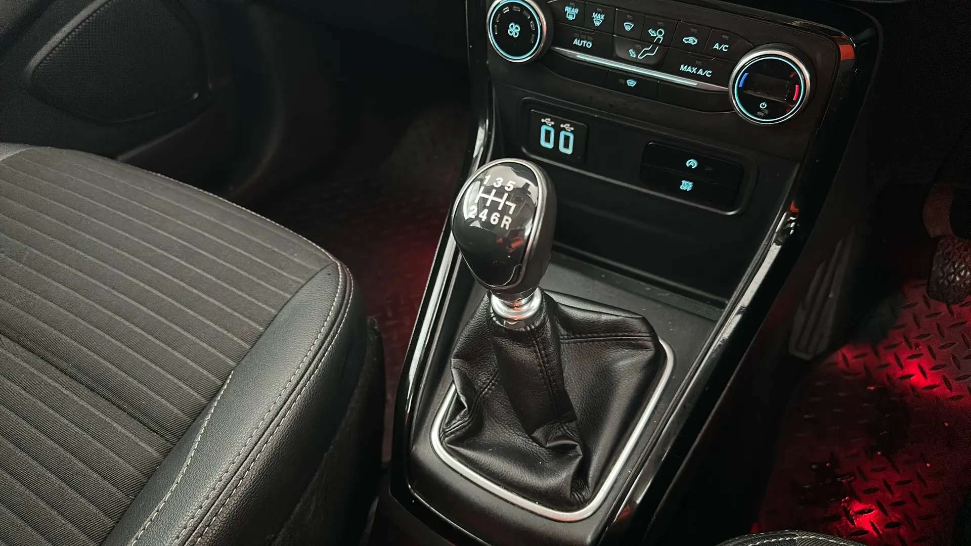 2020 FORD ECOSPORT 2020 FORD ECOSPORT