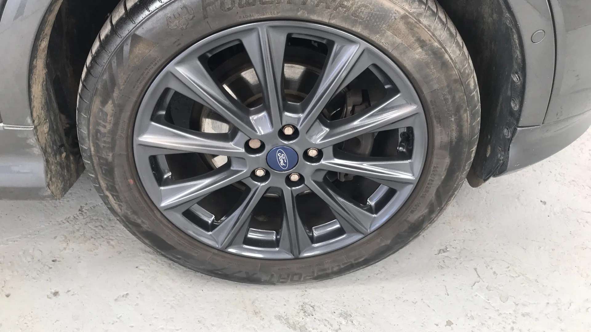 2019 FORD KUGA VIGNALE 2019 FORD KUGA VIGNALE
