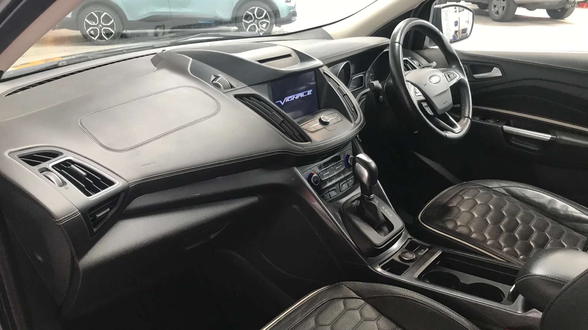2019 FORD KUGA VIGNALE 2019 FORD KUGA VIGNALE