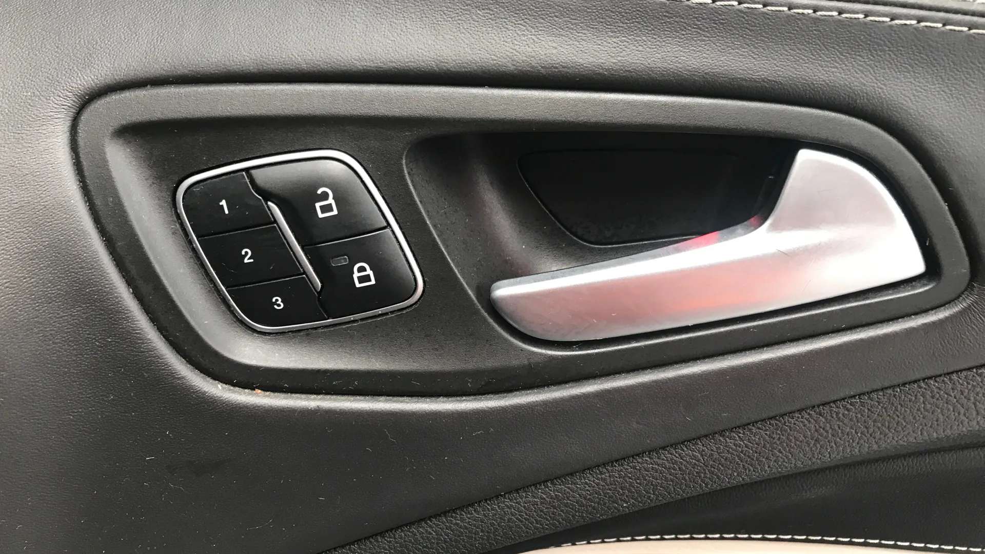 2019 FORD KUGA VIGNALE 2019 FORD KUGA VIGNALE