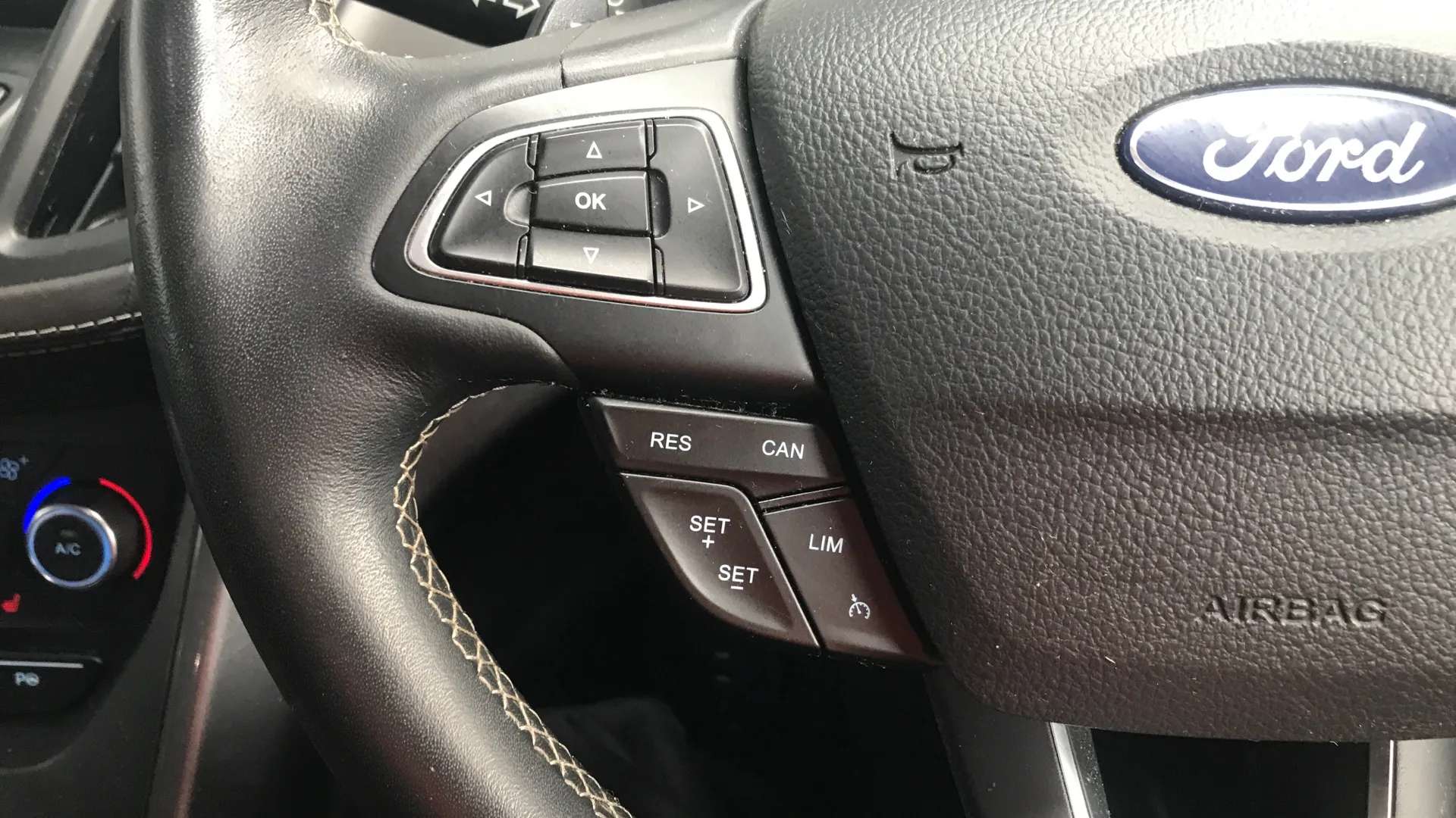 2019 FORD KUGA VIGNALE 2019 FORD KUGA VIGNALE