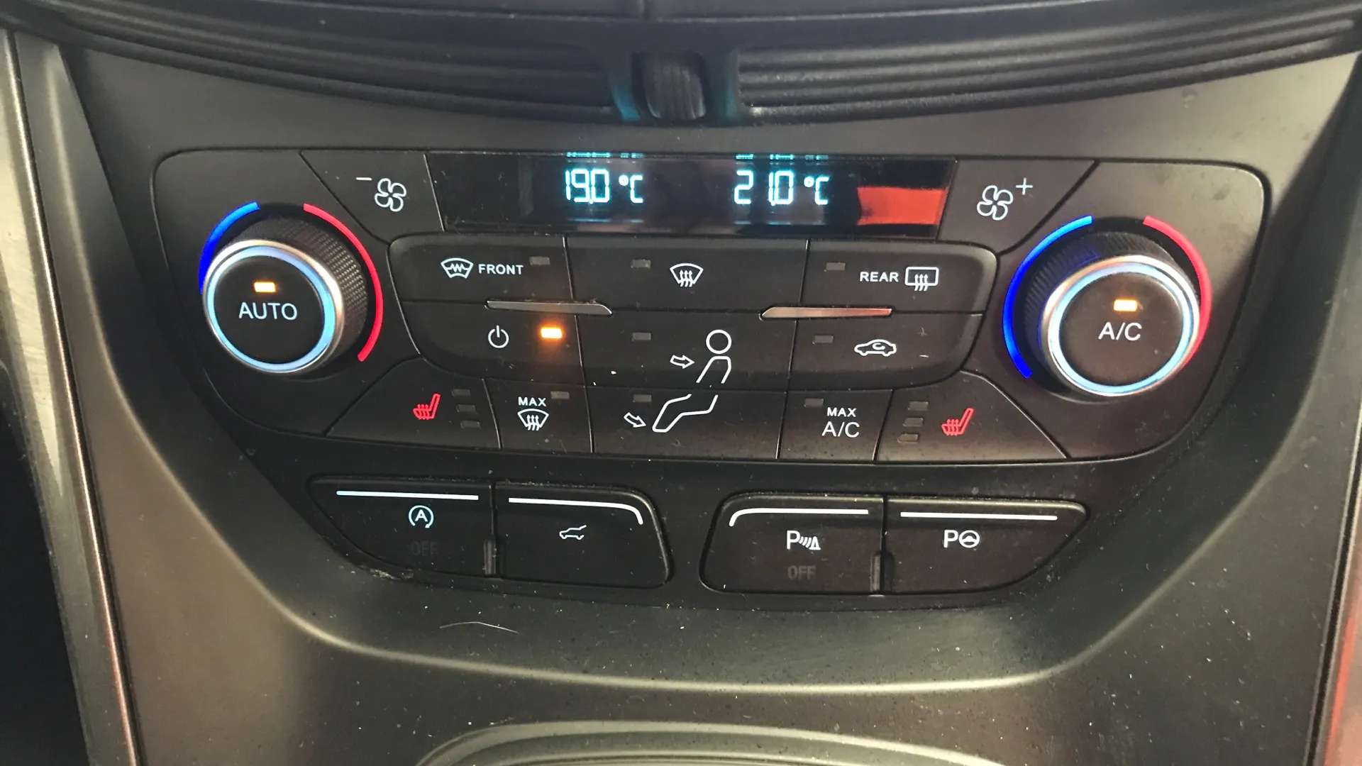 2019 FORD KUGA VIGNALE 2019 FORD KUGA VIGNALE