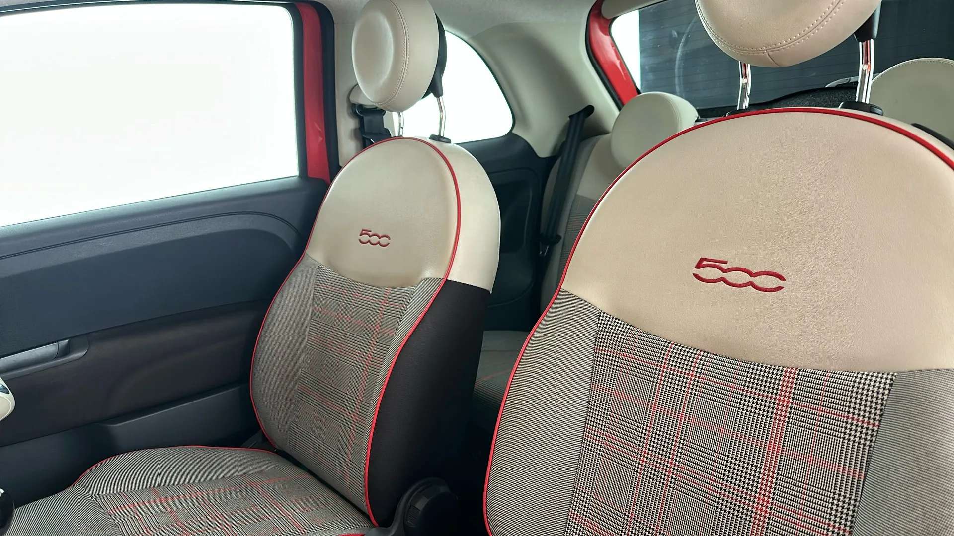 2016 FIAT 500 2016 FIAT 500